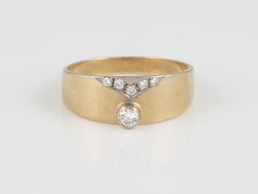 Auction <br>DIAMANT-RING