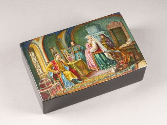 Auction 131<br>A PAPIER-MACHÉ AND LACQUER BOX 'BORIS GODUNOV SHOWS HIS DAUGHTER KSENIA A PORTRAIT OF THE