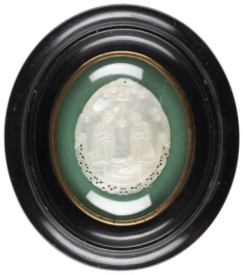 Auction 131<br>A MOTHER-OF-PEARL PLAQUE SHOWING THE ADORATION OF CHRIST