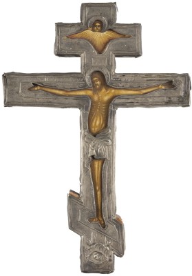 Auction 131<br>A CRUCIFIX WITH OKLAD