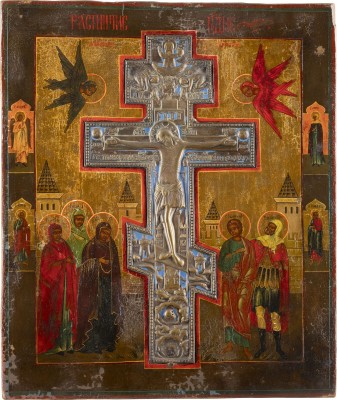 Auction 131<br>A LARGE STAUROTHEK ICON SHOWING THE CRUCIFIXION OF CHRIST