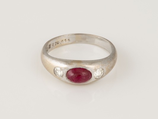 Auction 135<br>RING