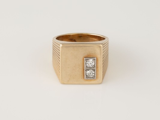 Auction 135<br>RING