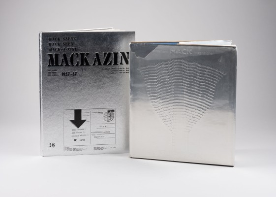 Auction 133<br>ZWEI BÜCHER ZU HEINZ MACK 'MACKAZIN' (SIGNIERT) UND 'MACK IMAGINATIONEN'