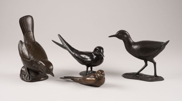 Auction 133<br>KONVOLUT VON 4 BRONZE-FIGUREN 'VÖGEL'