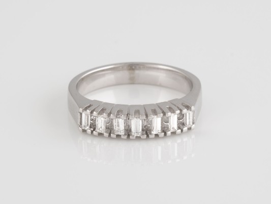 Auction 137<br>RING