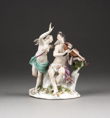 Auction 137<br>SELTENE FIGURENGRUPPE 'APOLLO UND DAPHNE'