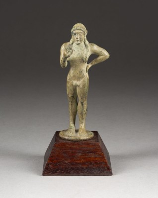 Auktion 137<br>BRONZEFIGUR, IM ETRUSKISCHEN ODER KORINTHISCHEN STIL