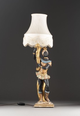 Auktion 137<br>VENEZIANISCHE FIGURENLAMPE