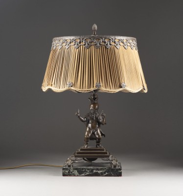 Auction 137<br>TISCHLAMPE MIT DIONYSOS