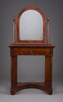 Auction 137<br>BIEDERMEIER POUDREUSE