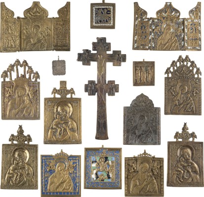 Auction 138<br>14 BRONZE-IKONEN UND EIN SILBER-ANHÄNGER: ELF GNADENBILDER DER GOTTESMUTTER, AUSGEWÄHLTE HEILIGE UND EIN KRUZIFIX