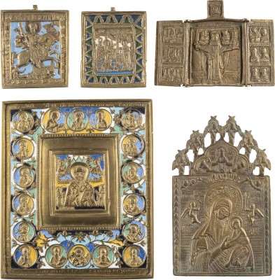 Auction 138<br>FÜNF BRONZE-IKONEN: PATRONATSHEILIGE, VERKÜNDIGUNG SOWIE GOTTESMUTTER DER PASSION UND EIN TRIPTYCHON