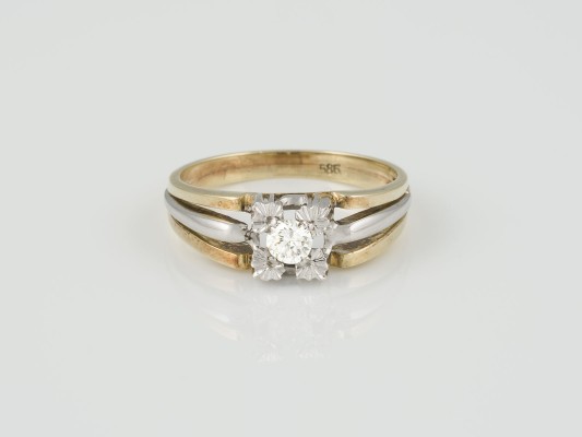 Auction 136<br>RING