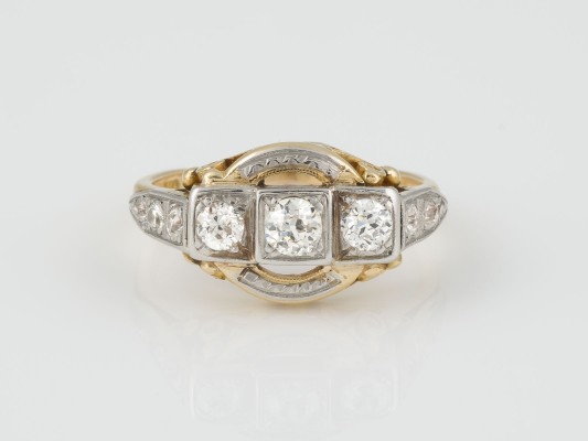 Auction 136<br>RING