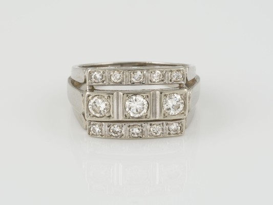 Auction 136<br>RING