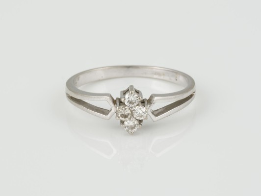 Auction 136<br>RING