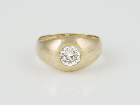 Auction 136<br>RING