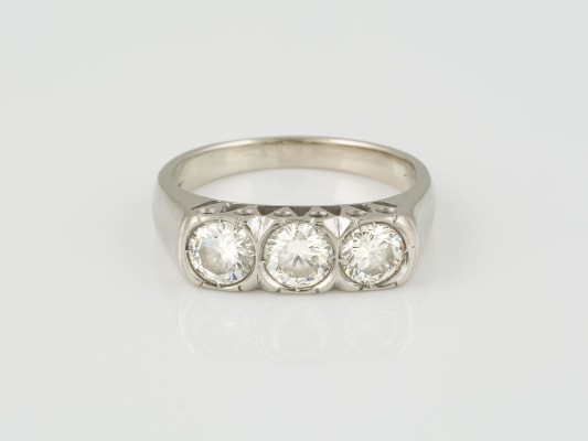 Auction 136<br>RING