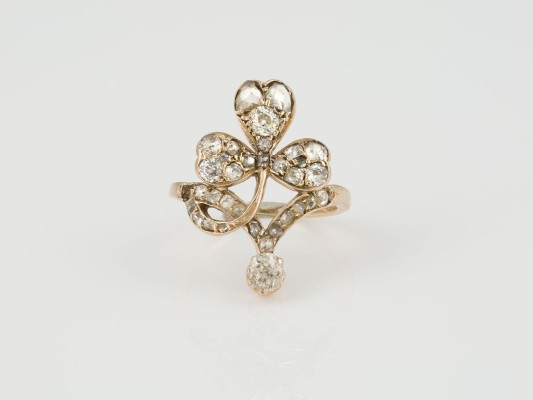 Auction 136<br>RING