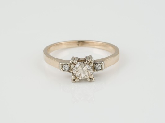 Auction 136<br>RING