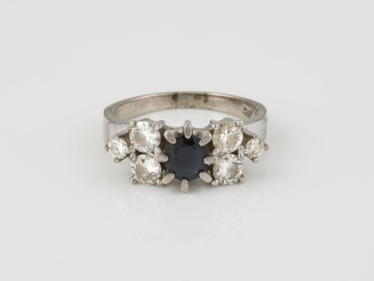 Auction 136<br>RING