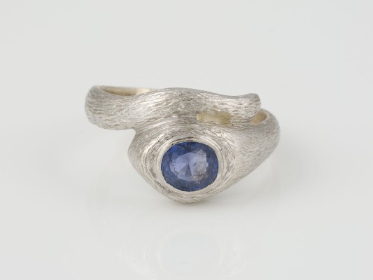 Auction 136<br>RING