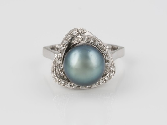 Auction 136<br>RING