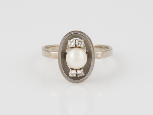 Auction 136<br>RING