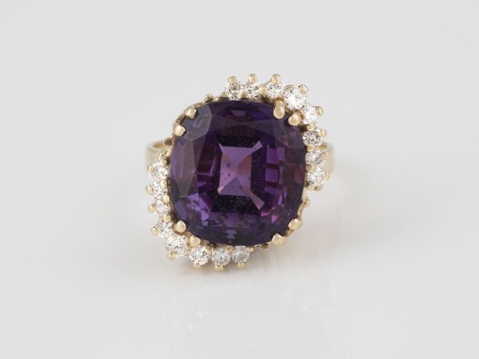 Auction 136<br>RING