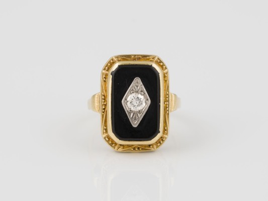 Auction 136<br>RING