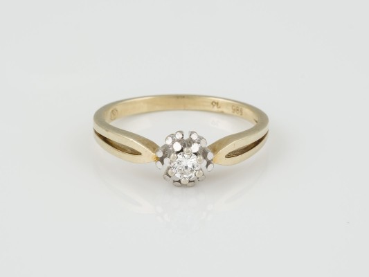 Auction 136<br>RING