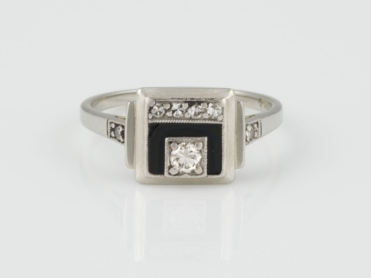 Auction 136<br>RING