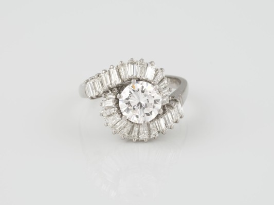 Auction 136<br>RING