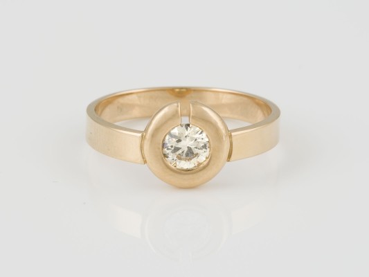 Auction 136<br>RING