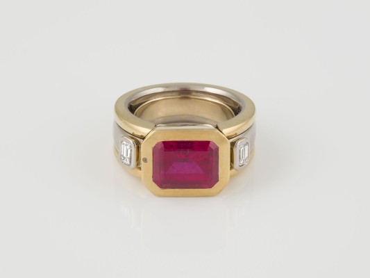 Auction 136<br>RING