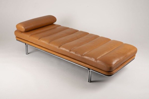 Auktion 140<br>DAYBED MODELL '6915'