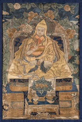 Auktion 139<br>EIN FEINES APPLIQUÉ-THANGKA EINES DALAI LAMA