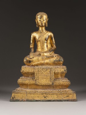 Auktion 139<br>EINE GROSSE VERGOLDETE SITZENDE FIGUR VON BUDDHA AUS BRONZE