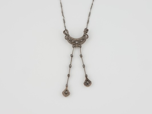 Auktion 141<br>HISTORISCHES COLLIER