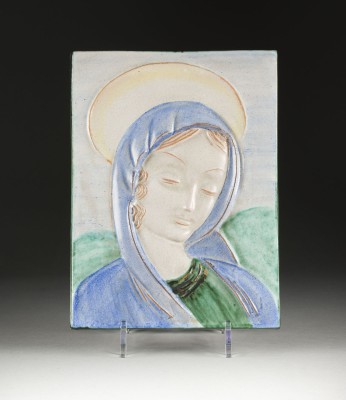 Auction 141<br>RELIEFIERTE WANDPLATTE MIT MADONNA