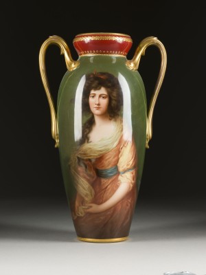 Auction 141<br>GROSSE SIGNIERTE VASE 'MRS. SHERIDAN'