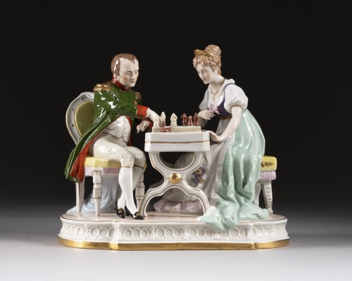 Auktion 141<br>FIGURENGRUPPE 'NAPOLEON UND JOSEPHINE, SCHACH SPIELEND'