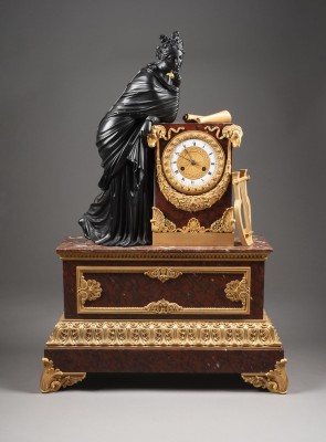 Auction 141<br>MONUMENTALE FIGURENPENDULE MIT DER MUSE ERATO