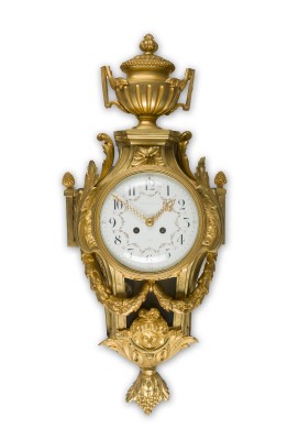 Auktion 141<br>CARTEL-UHR IM LOUIS XVI-STIL