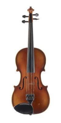 Auction 141<br>3/4 VIOLINE