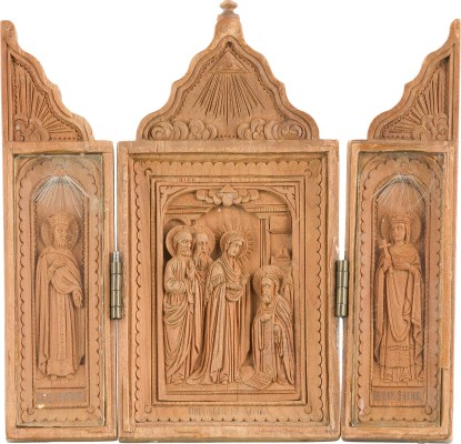 Auction 142<br>KLEINES TRIPTYCHON MIT DEM ERSCHEINEN DER GOTTESMUTTER VOR DEM HEILIGEN SERGEJ VON RADONESCH UND DEN HEILIGEN KONSTANTIN UND HELENA