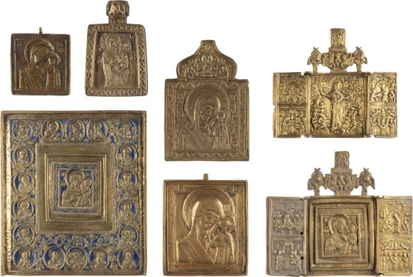 Auction 142<br>SAMMLUNG VON SIEBEN BRONZE-IKONEN: GOTTESMUTTER VON KASAN, VON SMOLENSK SOWIE 'FREUDE ALLER LEIDENDEN'