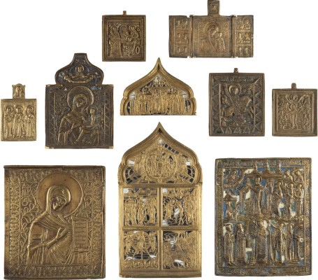 Auktion 142<br>SAMMLUNG VON ZEHN BRONZE-IKONEN: DARSTELLUNGEN DER GOTTESMUTTER, AUSGEWÄHLTE HEILIGE, FESTTAGE SOWIE EIN FRAGMENT