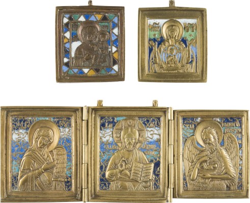 Auction 142<br>SAMMLUNG VON DREI BRONZE-IKONEN: GOTTESMUTTER VON SMOLENSK, GOTTESMUTTER DES ZEICHENS SOWIE EIN TRIPTYCHON MIT DEESIS